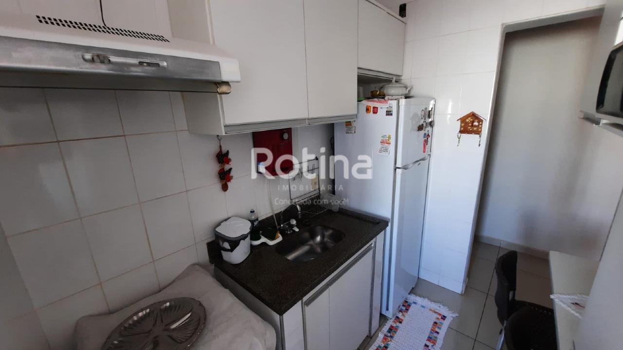 Apartamento à venda, 2 quartos em Uberlândia no bairro Segismundo Pereira no valor de R$ 250.000,00 - Rotina Imobiliária: 