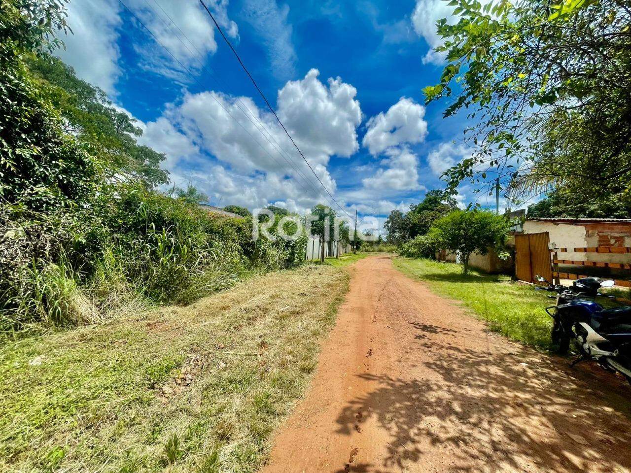 Terreno à venda, em Uberlândia no bairro Valparaíso no valor de R$ 250.000,00 - Rotina Imobiliária: 