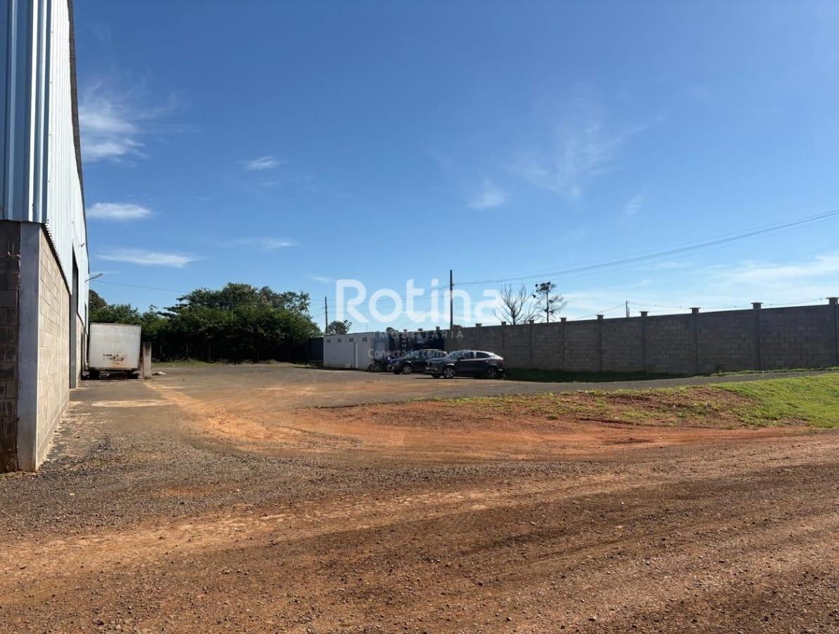 Galpão para alugar, em Uberlândia no bairro São Jorge no valor de R$ 57.500,00 - Rotina Imobiliária: 