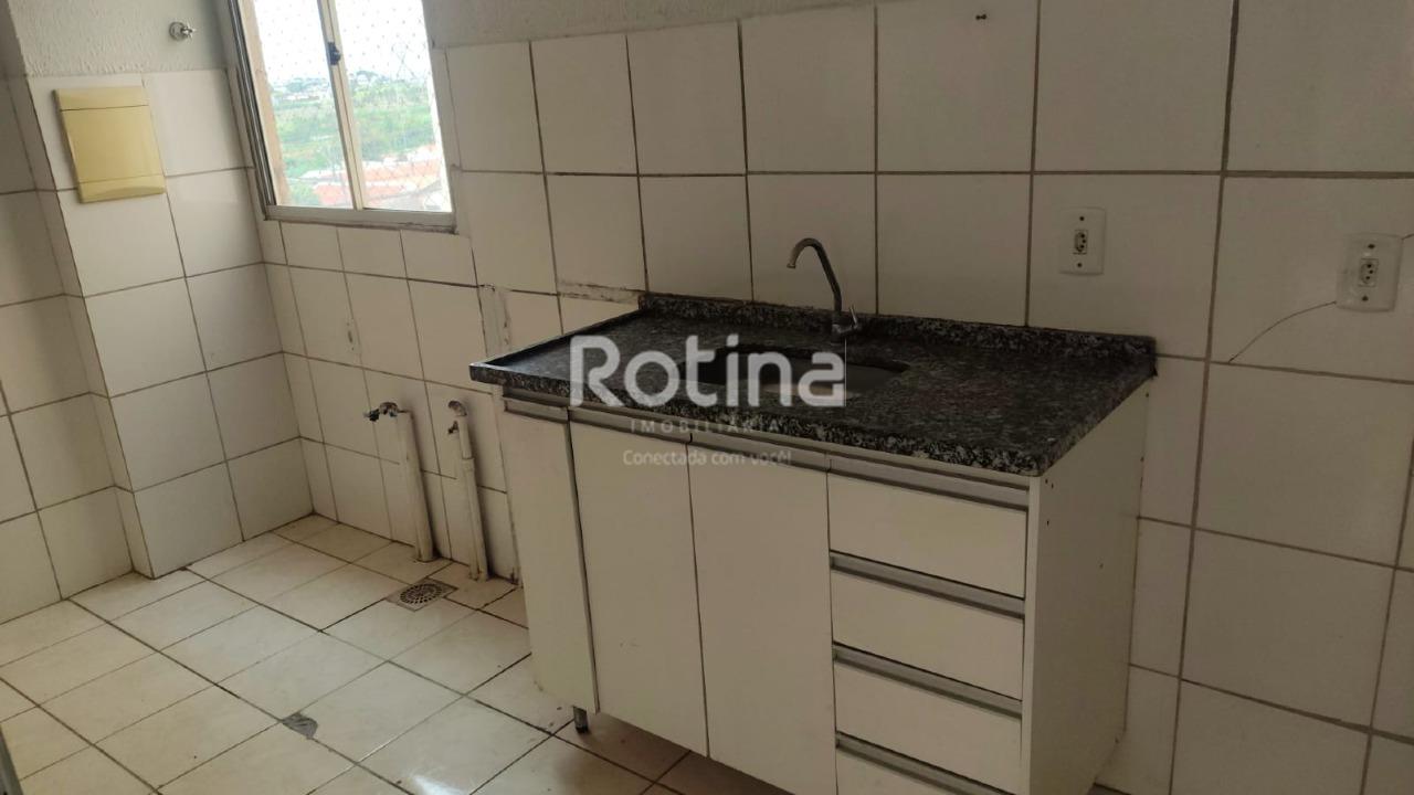 Apartamento para alugar, 2 quartos em Uberlândia no bairro Tocantins no valor de R$ 800,00 - Rotina Imobiliária: 