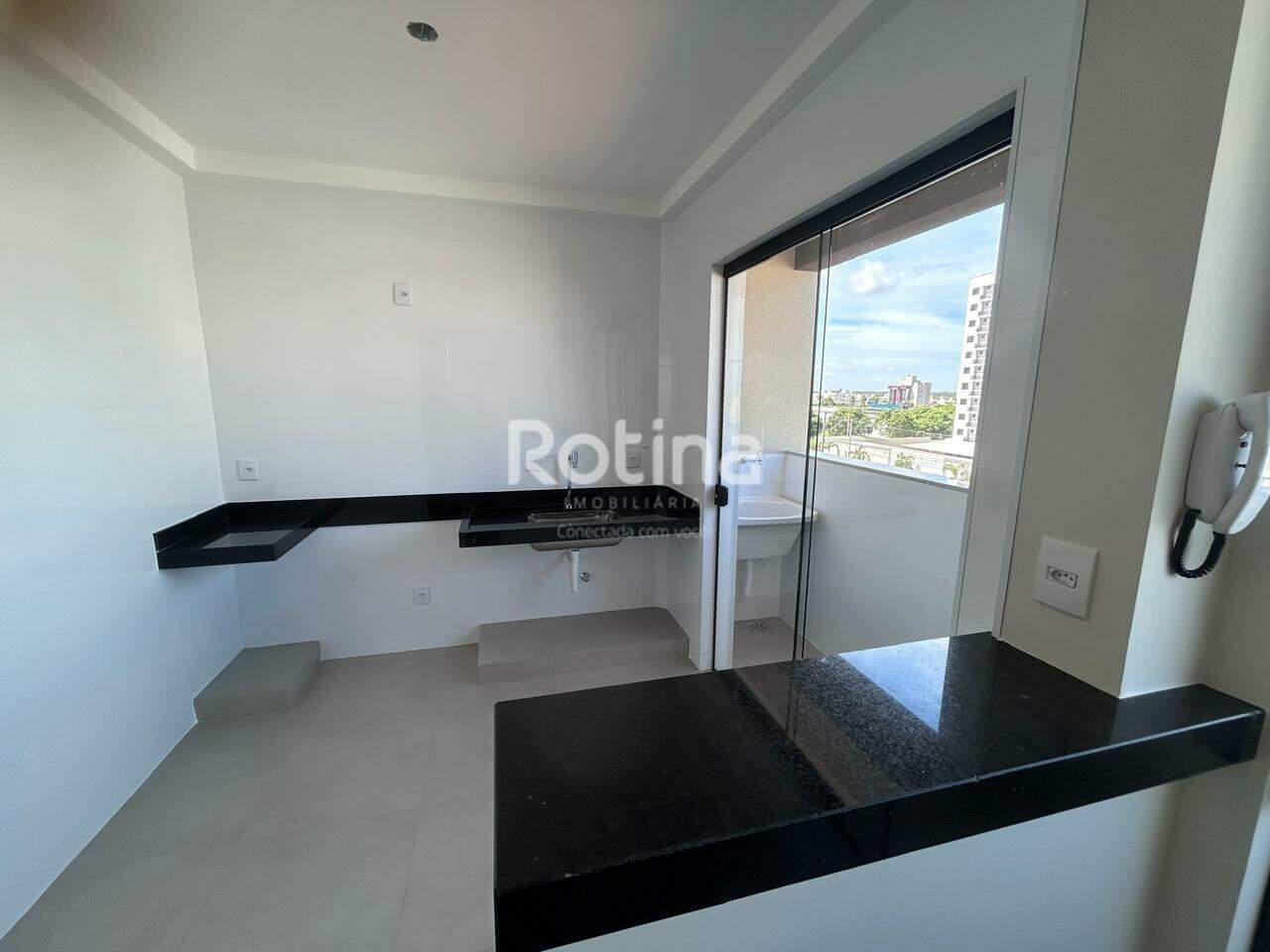 Apartamento à venda, 2 quartos em Uberlândia no bairro Santa Mônica no valor de R$ 420.000,00 - Rotina Imobiliária: 