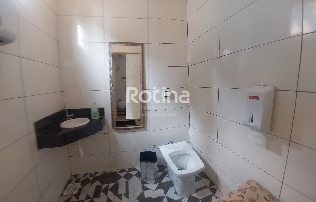 Galpão para alugar, em Uberlândia no bairro Tibery no valor de R$ 4.000,00 - Rotina Imobiliária: 