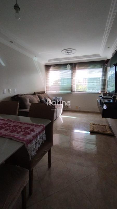 Apartamento para alugar, 3 quartos em Uberlândia no bairro Custódio Pereira no valor de R$ 2.000,00 - Rotina Imobiliária: 