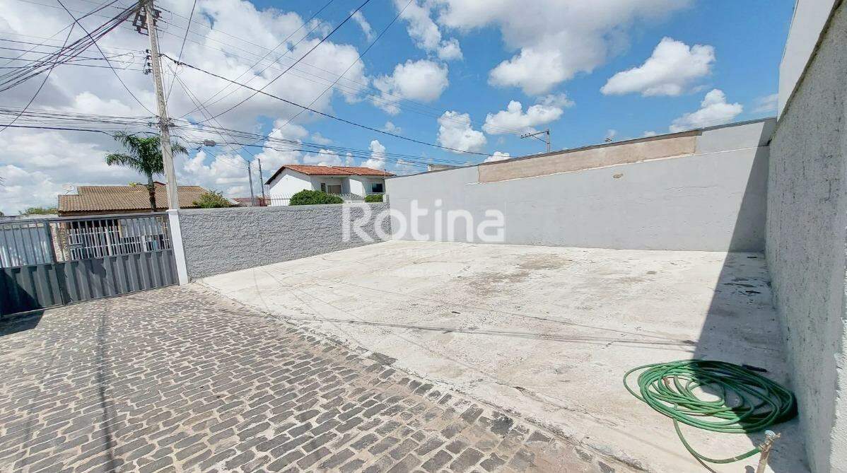 Casa para alugar, 2 quartos em Uberlândia no bairro Brasil no valor de R$ 1.350,00 - Rotina Imobiliária: 