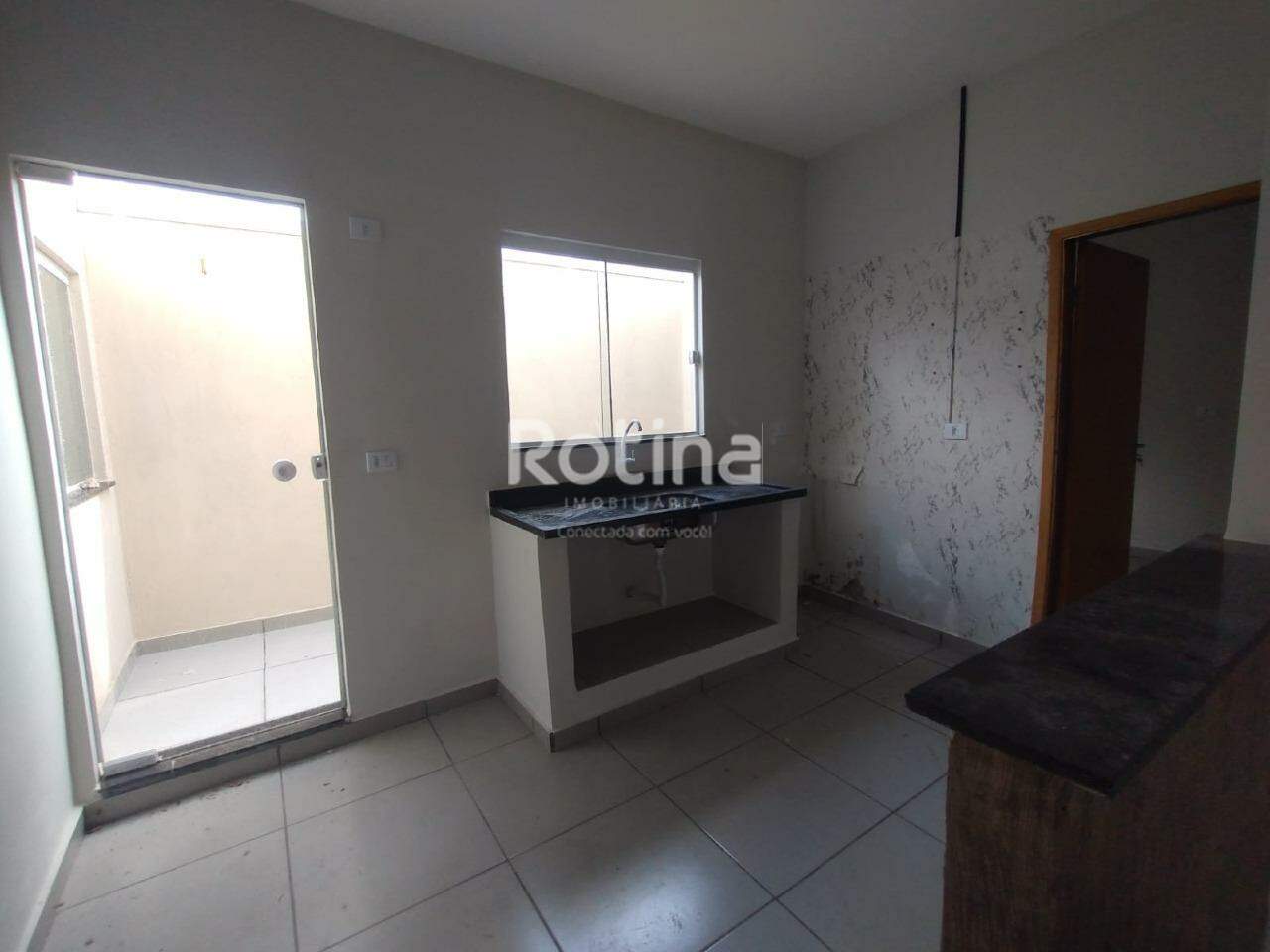 Casa para alugar, 3 quartos em Uberlândia no bairro Luizote de Freitas no valor de R$ 1.700,00 - Rotina Imobiliária: 