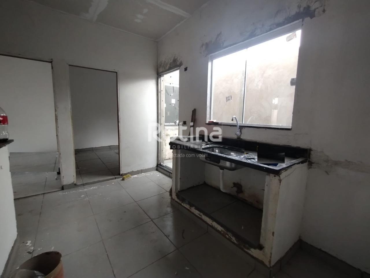 Casa para alugar, 3 quartos em Uberlândia no bairro Luizote de Freitas no valor de R$ 1.600,00 - Rotina Imobiliária: 