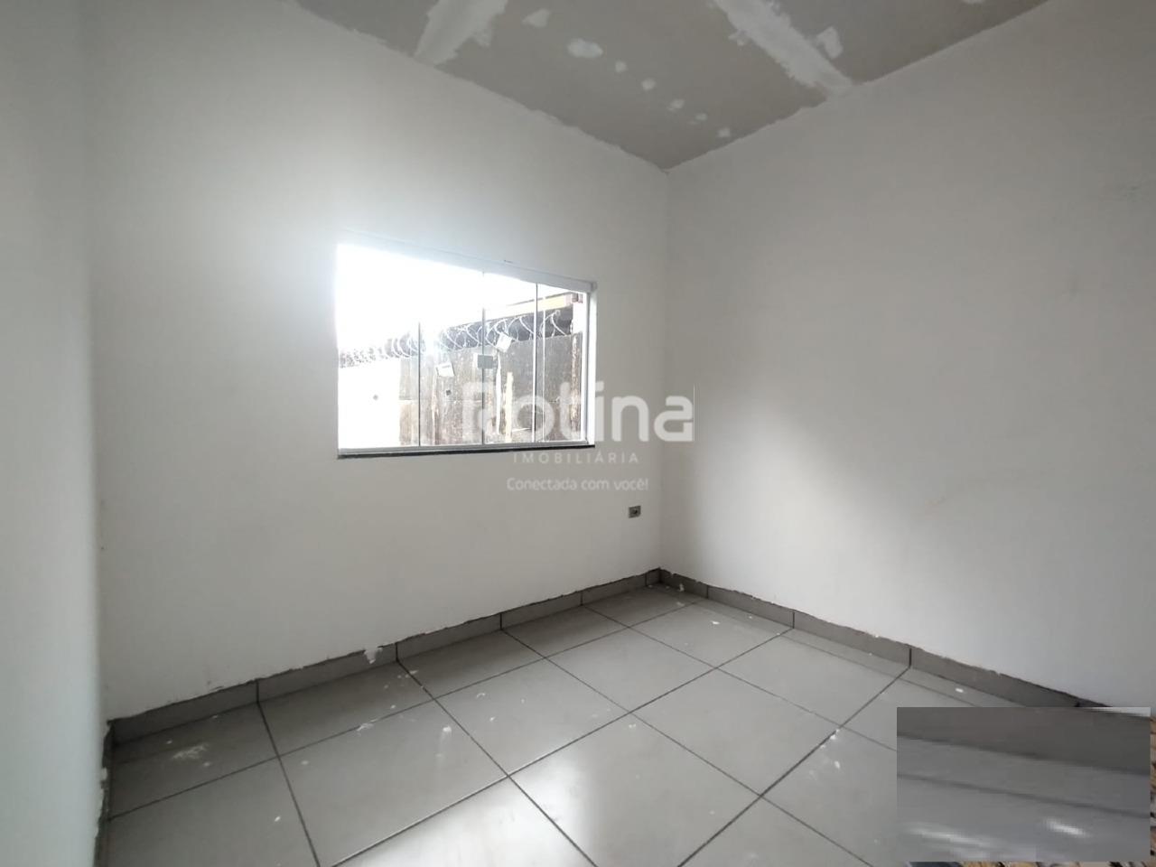 Casa para alugar, 3 quartos em Uberlândia no bairro Luizote de Freitas no valor de R$ 1.600,00 - Rotina Imobiliária: 