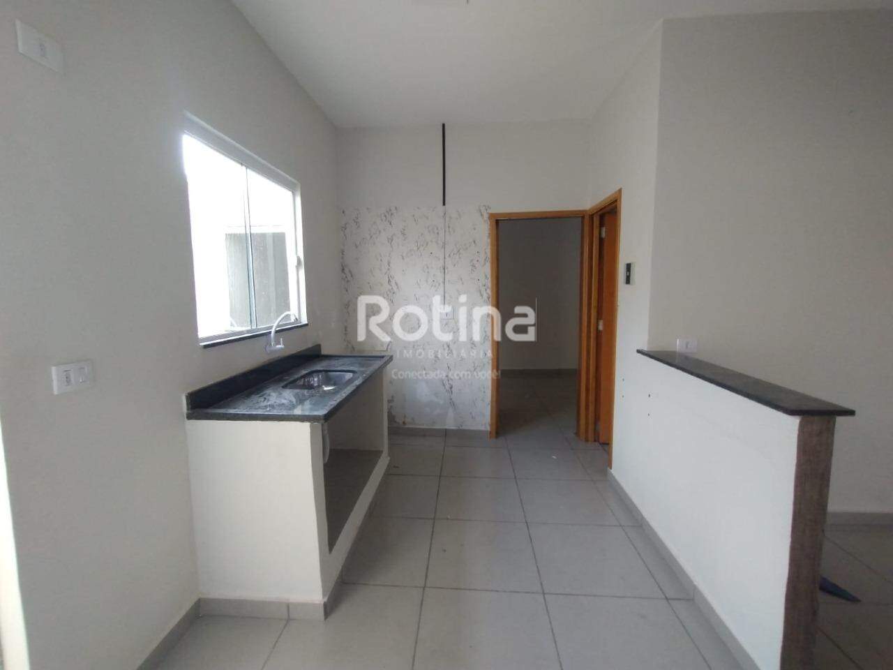 Casa para alugar, 3 quartos em Uberlândia no bairro Luizote de Freitas no valor de R$ 1.700,00 - Rotina Imobiliária: 