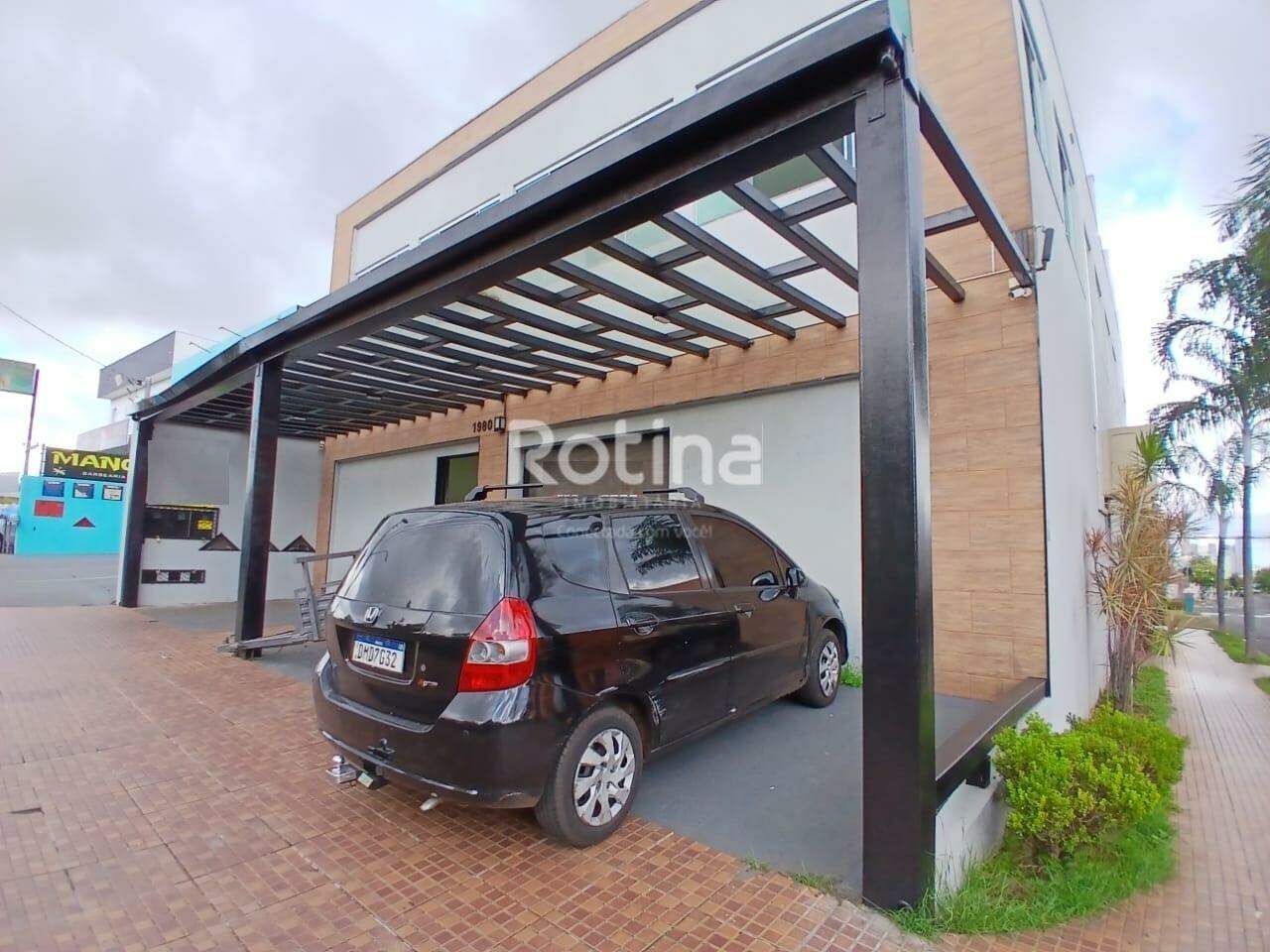 Loja para alugar, em Uberlândia no bairro Granada no valor de R$ 7.500,00 - Rotina Imobiliária: 