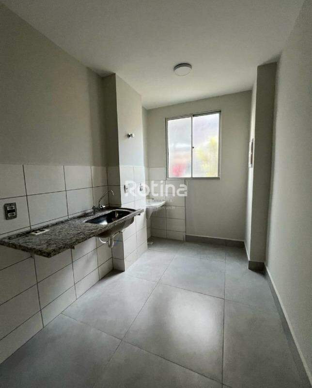 Apartamento à venda, 2 quartos em Uberlândia no bairro Presidente Roosevelt no valor de R$ 240.000,00 - Rotina Imobiliária: 