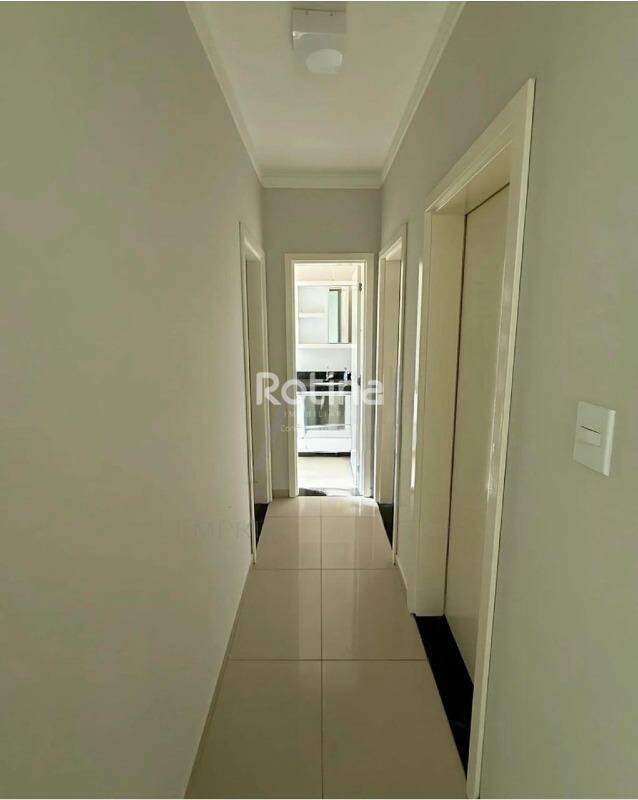 Apartamento à venda, 2 quartos em Uberlândia no bairro Santa Mônica no valor de R$ 610.000,00 - Rotina Imobiliária: 