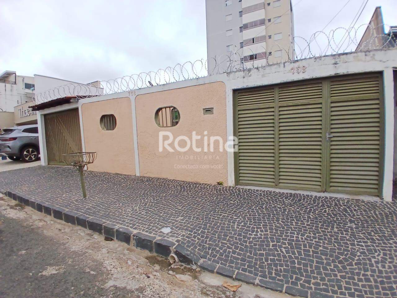 Casa para alugar, 2 quartos em Uberlândia no bairro Santa Mônica no valor de R$ 1.500,00 - Rotina Imobiliária: 