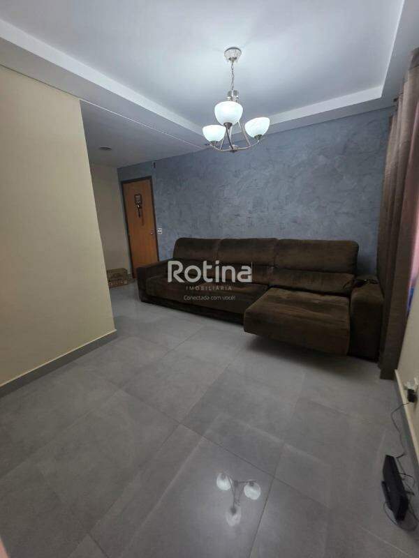 Apartamento à venda, 3 quartos em Uberlândia no bairro Jardim Europa no valor de R$ 280.000,00 - Rotina Imobiliária: 