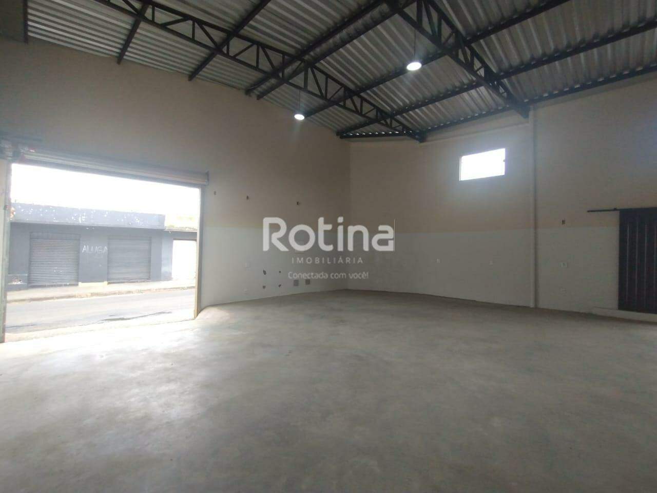 Galpão para alugar, em Uberlândia no bairro São Jorge no valor de R$ 3.500,00 - Rotina Imobiliária: 