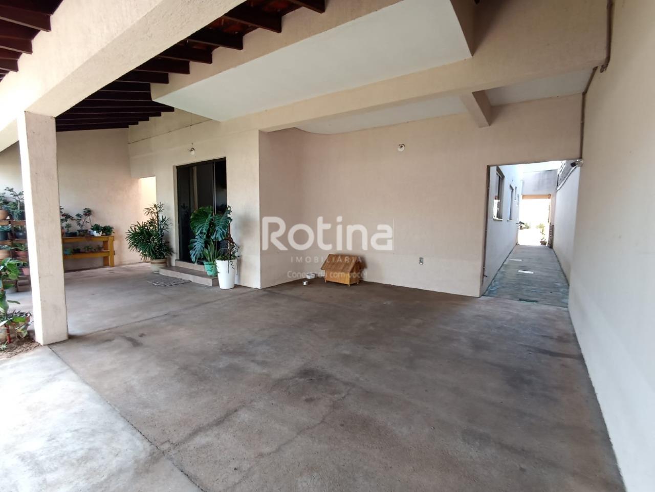 Casa à venda, 4 quartos em Uberlândia no bairro Nossa Senhora das Graças no valor de R$ 840.000,00 - Rotina Imobiliária: 