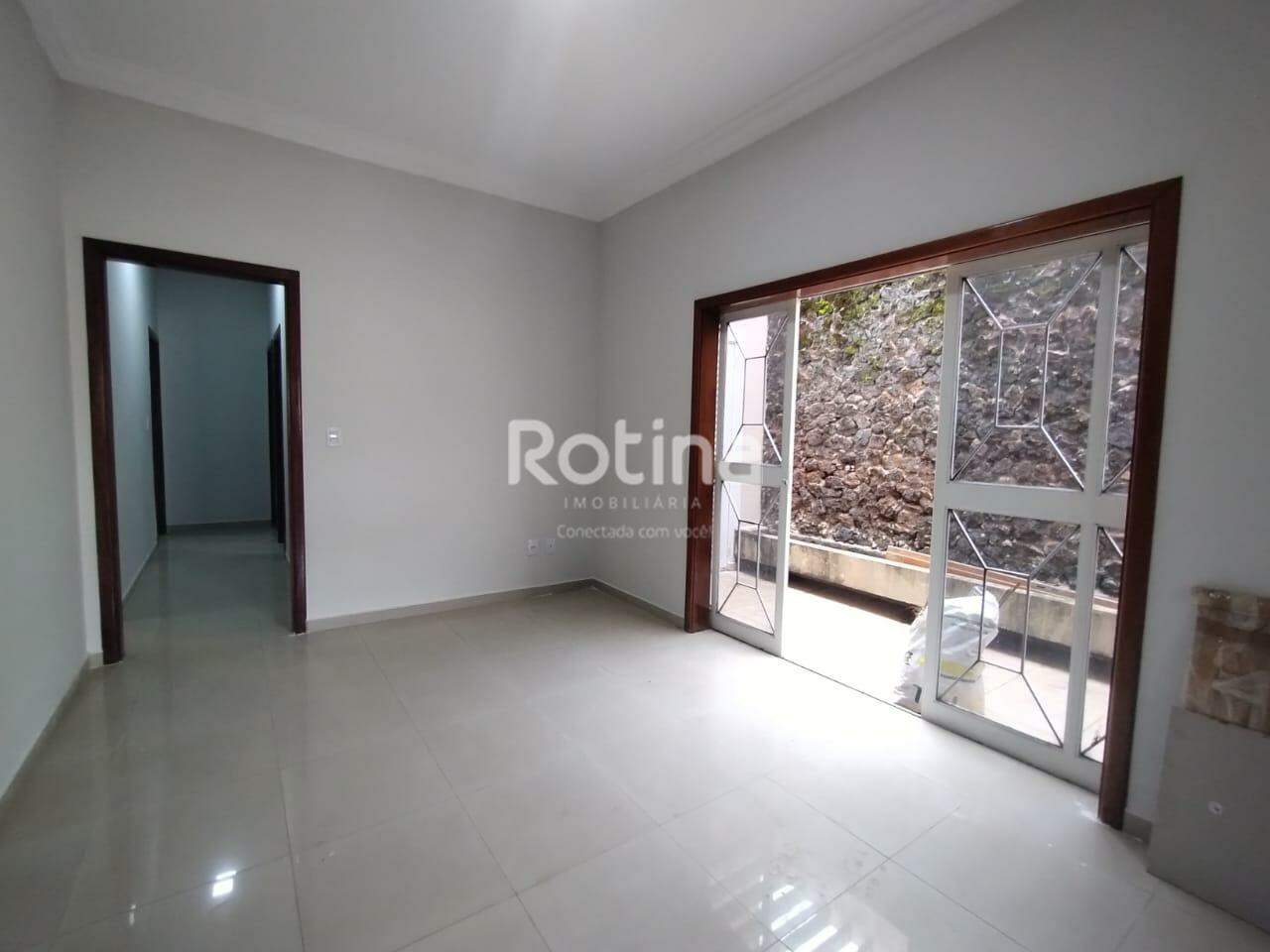 Casa para alugar, 4 quartos em Uberlândia no bairro Lídice no valor de R$ 4.400,00 - Rotina Imobiliária: 