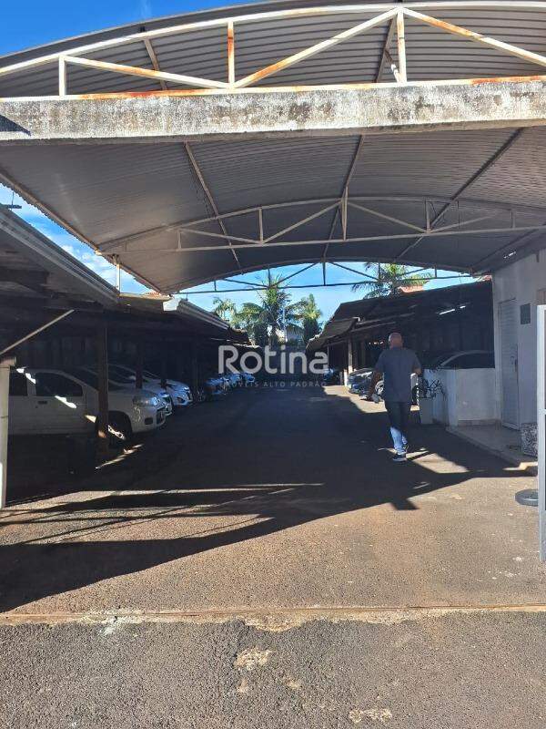 Área à venda, em Uberlândia no bairro Umuarama no valor de R$ 1.400.000,00 - Rotina Imobiliária: 