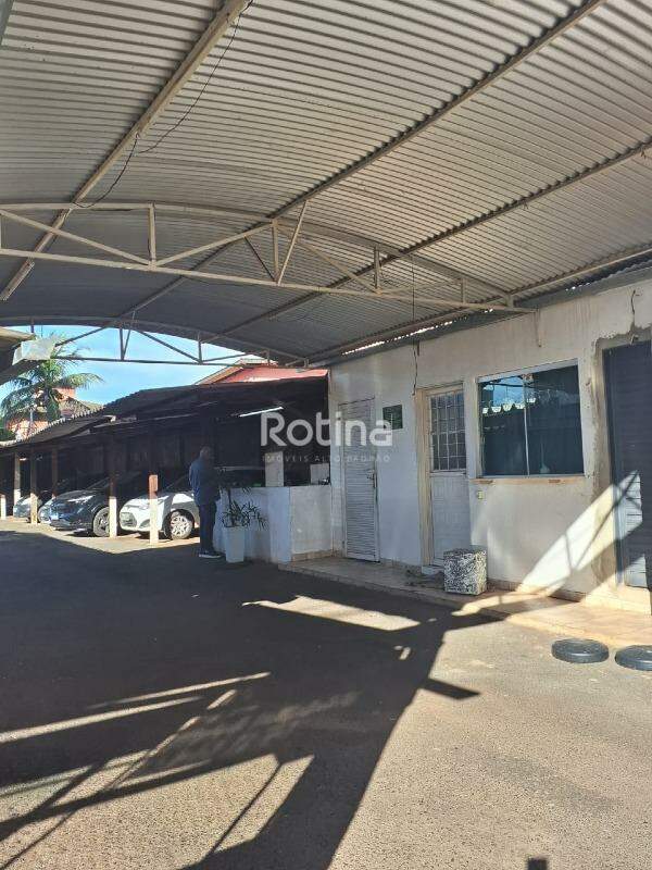 Área à venda, em Uberlândia no bairro Umuarama no valor de R$ 1.400.000,00 - Rotina Imobiliária: 