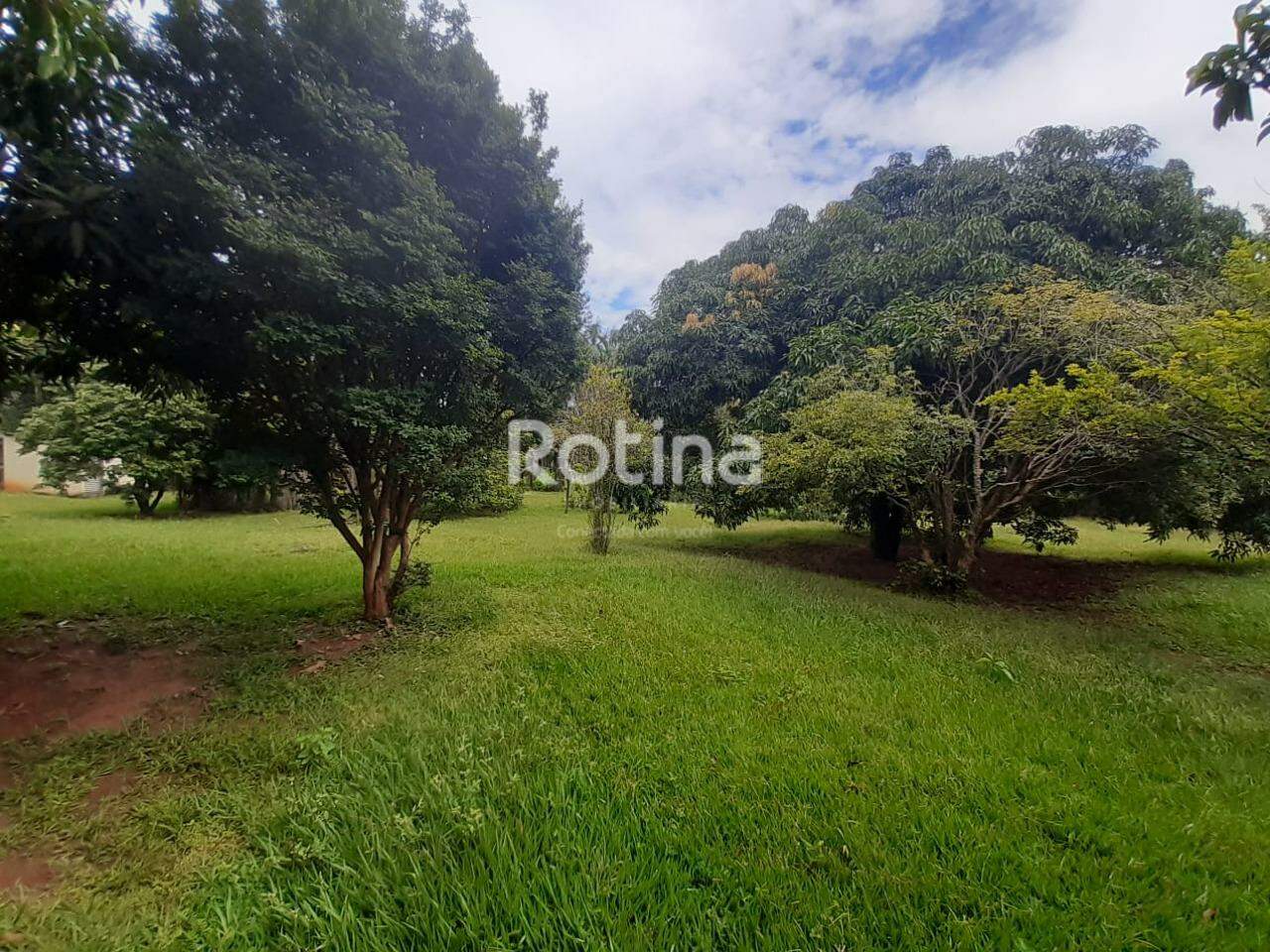 Casa Condomínio Fechado à venda, 2 quartos em Uberlândia no bairro Morada do Sol no valor de R$ 2.150.000,00 - Rotina Imobiliária: 