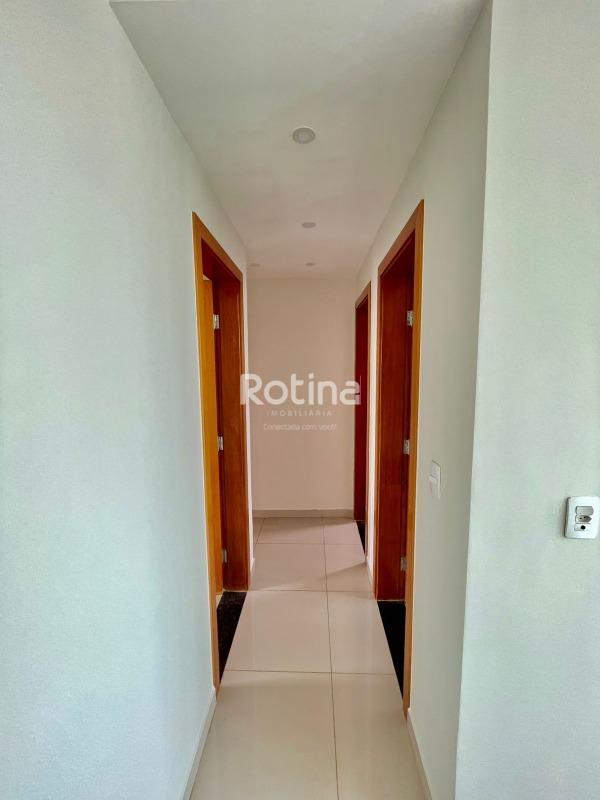 Apartamento à venda, 3 quartos em Uberlândia no bairro Vida Nova no valor de R$ 350.000,00 - Rotina Imobiliária: 