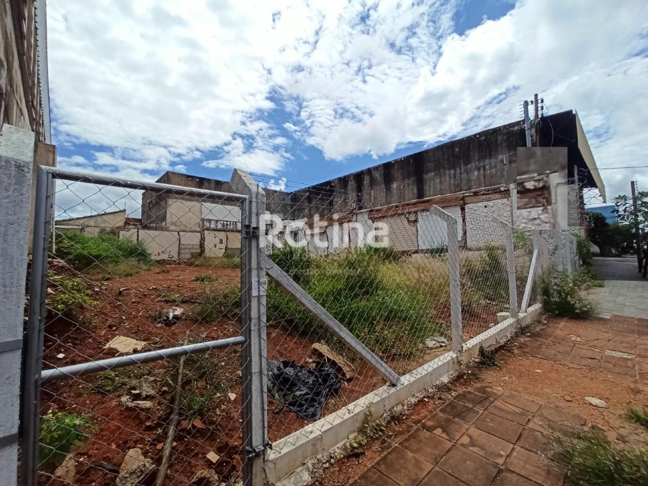 Terreno para alugar, em Uberlândia no bairro Brasil no valor de R$ 15.000,00 - Rotina Imobiliária: 