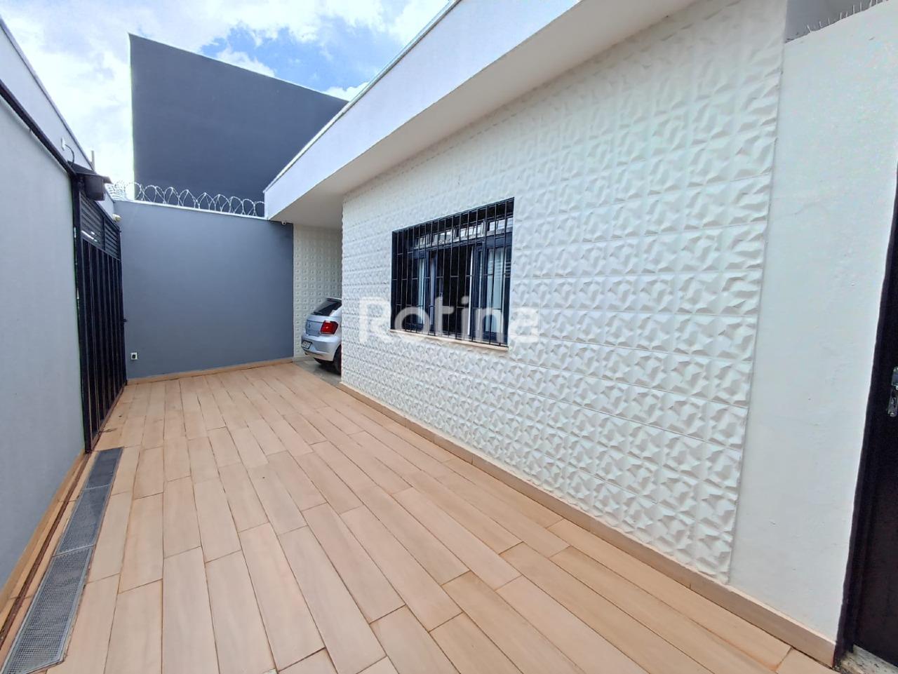 Casa à venda, 3 quartos em Uberlândia no bairro Nossa Senhora Aparecida no valor de R$ 720.000,00 - Rotina Imobiliária: 