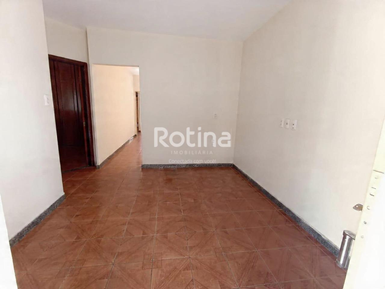 Casa à venda, 3 quartos em Uberlândia no bairro Granada no valor de R$ 490.000,00 - Rotina Imobiliária: 