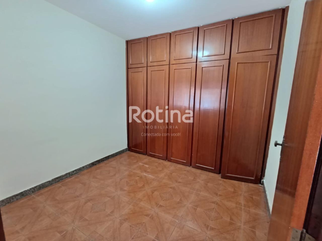 Casa à venda, 3 quartos em Uberlândia no bairro Granada no valor de R$ 490.000,00 - Rotina Imobiliária: 