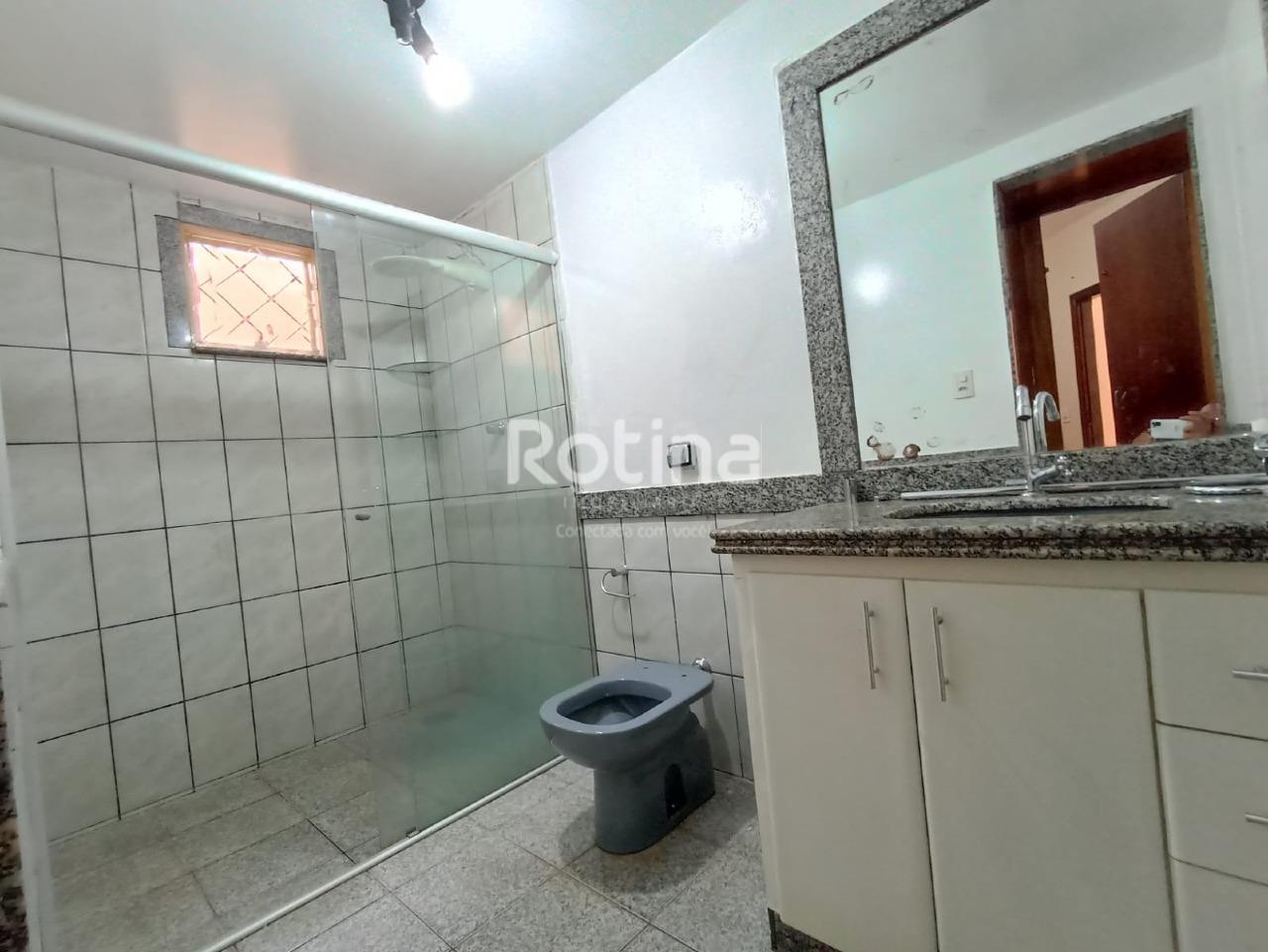 Casa à venda, 3 quartos em Uberlândia no bairro Granada no valor de R$ 490.000,00 - Rotina Imobiliária: 