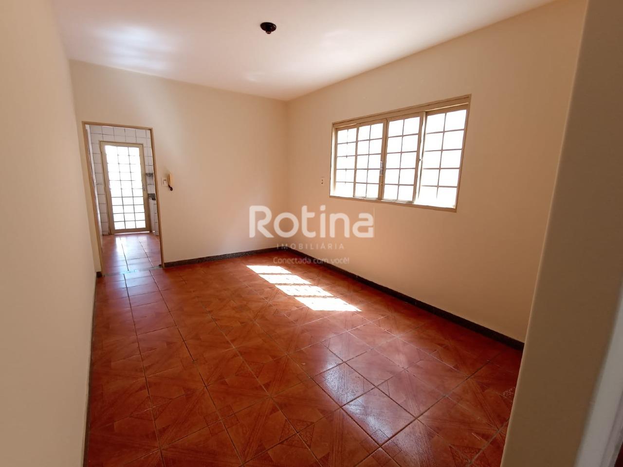 Casa à venda, 3 quartos em Uberlândia no bairro Granada no valor de R$ 490.000,00 - Rotina Imobiliária: 