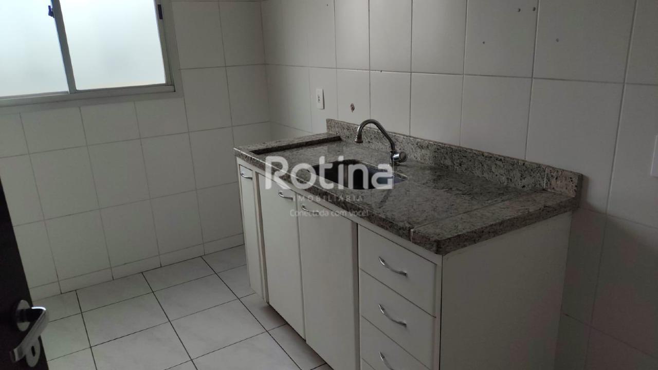 Apartamento para alugar, 2 quartos em Uberlândia no bairro Saraiva no valor de R$ 2.200,00 - Rotina Imobiliária: 