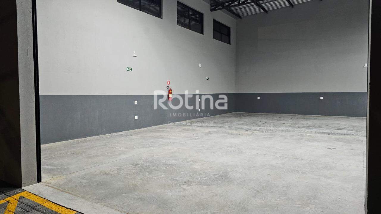Galpão para alugar, em Uberlândia no bairro Nossa Senhora Aparecida no valor de R$ 5.500,00 - Rotina Imobiliária: 