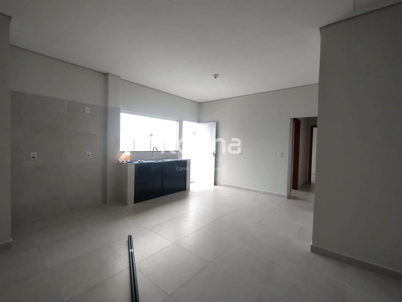 Casa para alugar, 2 quartos em Uberlândia no bairro Jaraguá no valor de R$ 1.400,00 - Rotina Imobiliária: 