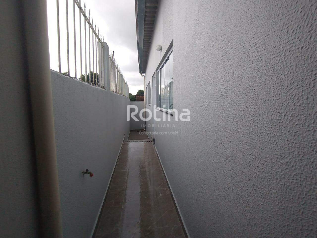 Casa para alugar, 2 quartos em Uberlândia no bairro Jaraguá no valor de R$ 1.400,00 - Rotina Imobiliária: 