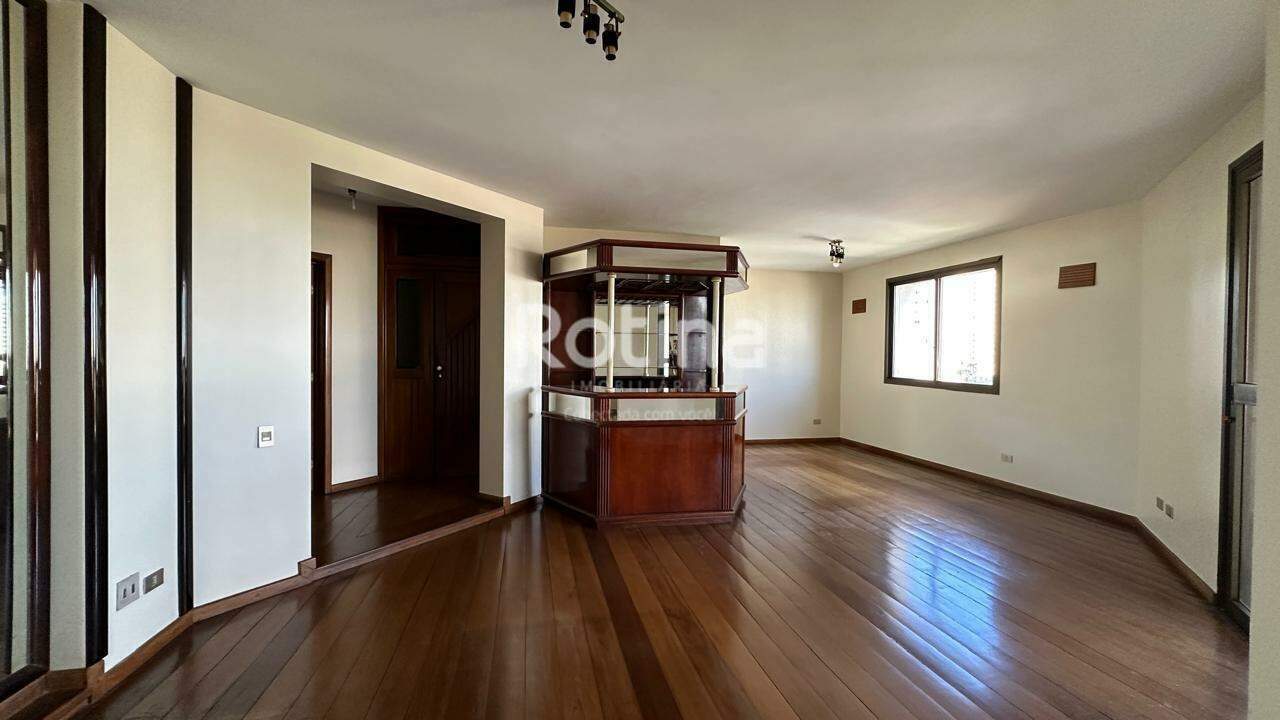 Apartamento à venda, 4 quartos em Uberlândia no bairro Osvaldo Rezende no valor de R$ 1.400.000,00 - Rotina Imobiliária: 