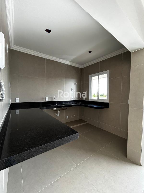 Apartamento para alugar, 3 quartos em Uberlândia no bairro Santa Maria no valor de R$ 4.000,00 - Rotina Imobiliária: 