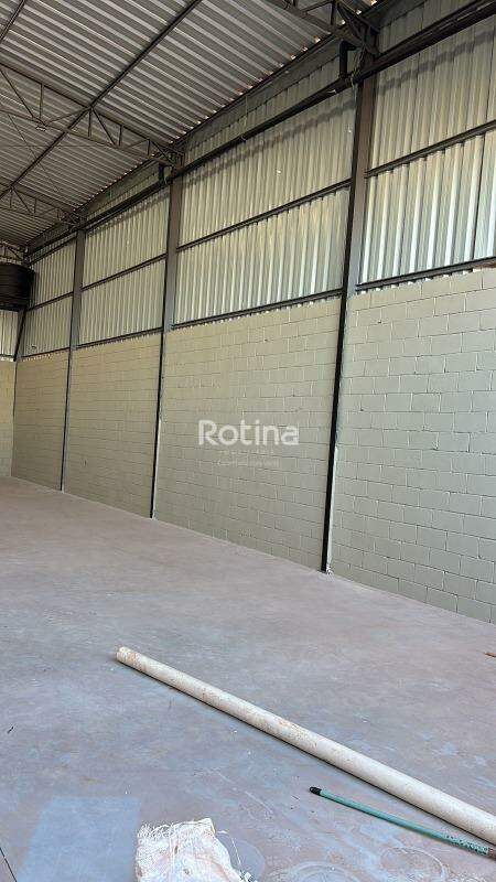 Galpão para alugar, em Uberlândia no bairro Minas Gerais no valor de R$ 4.500,00 - Rotina Imobiliária: 