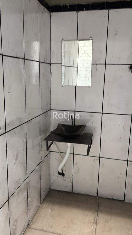 Galpão para alugar, em Uberlândia no bairro Minas Gerais no valor de R$ 4.500,00 - Rotina Imobiliária: 