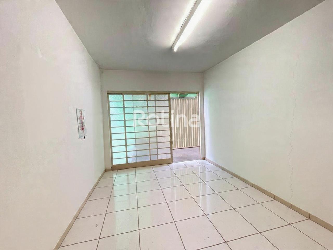 Casa à venda, 3 quartos em Uberlândia no bairro Marta Helena no valor de R$ 480.000,00 - Rotina Imobiliária: 