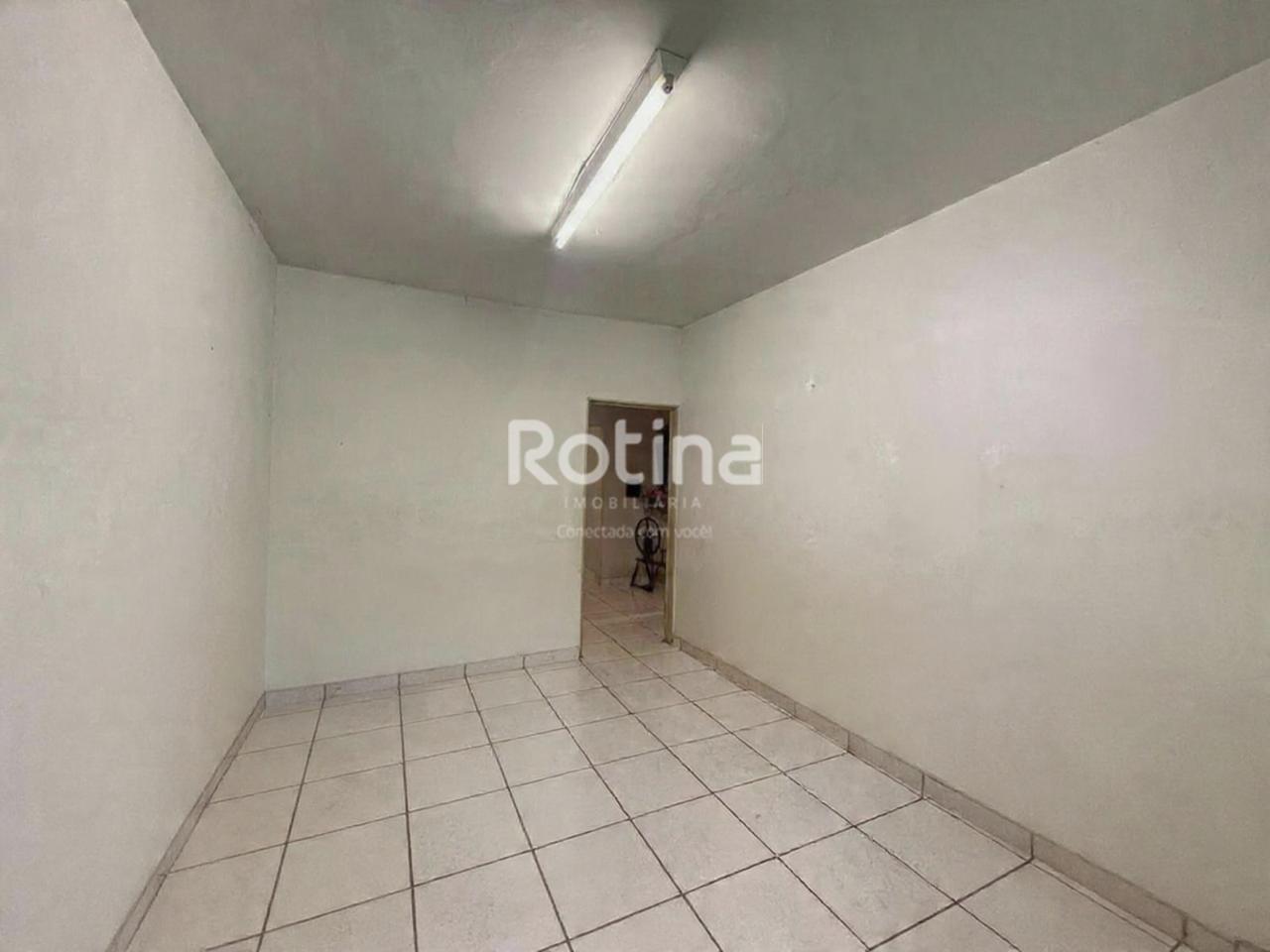 Casa à venda, 3 quartos em Uberlândia no bairro Marta Helena no valor de R$ 480.000,00 - Rotina Imobiliária: 