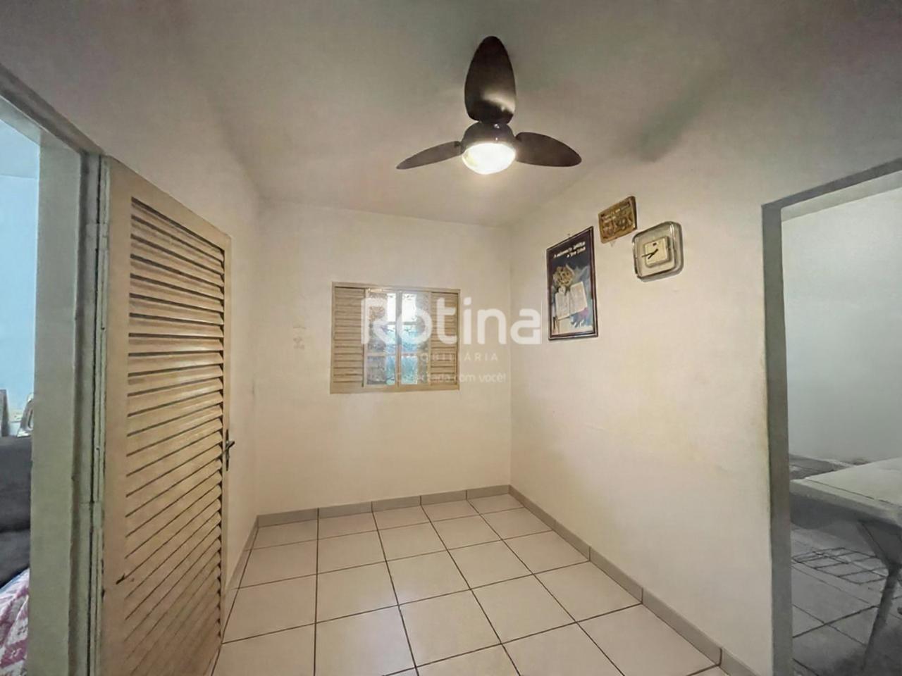 Casa à venda, 3 quartos em Uberlândia no bairro Marta Helena no valor de R$ 480.000,00 - Rotina Imobiliária: 