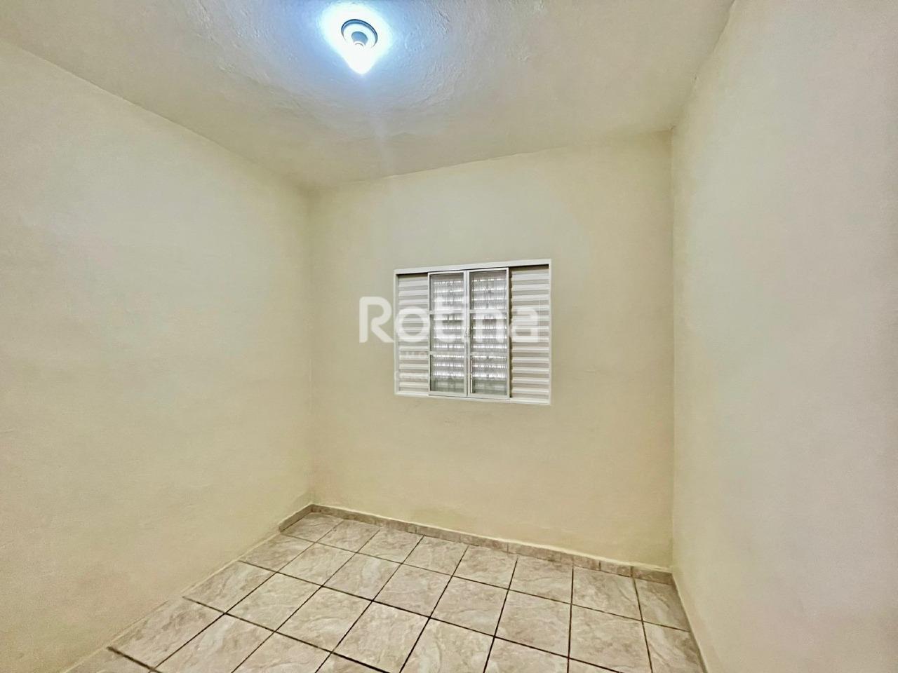 Casa à venda, 3 quartos em Uberlândia no bairro Jardim Ipanema no valor de R$ 390.000,00 - Rotina Imobiliária: 