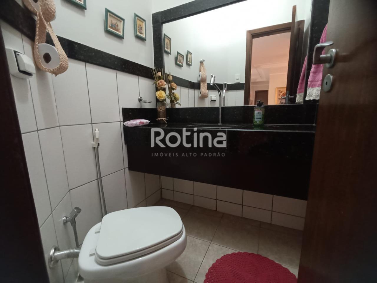 Casa Condomínio Fechado à venda, 4 quartos em Uberlândia no bairro Cond. Royal Park Residence no valor de R$ 1.490.000,00 - Rotina Imobiliária: 