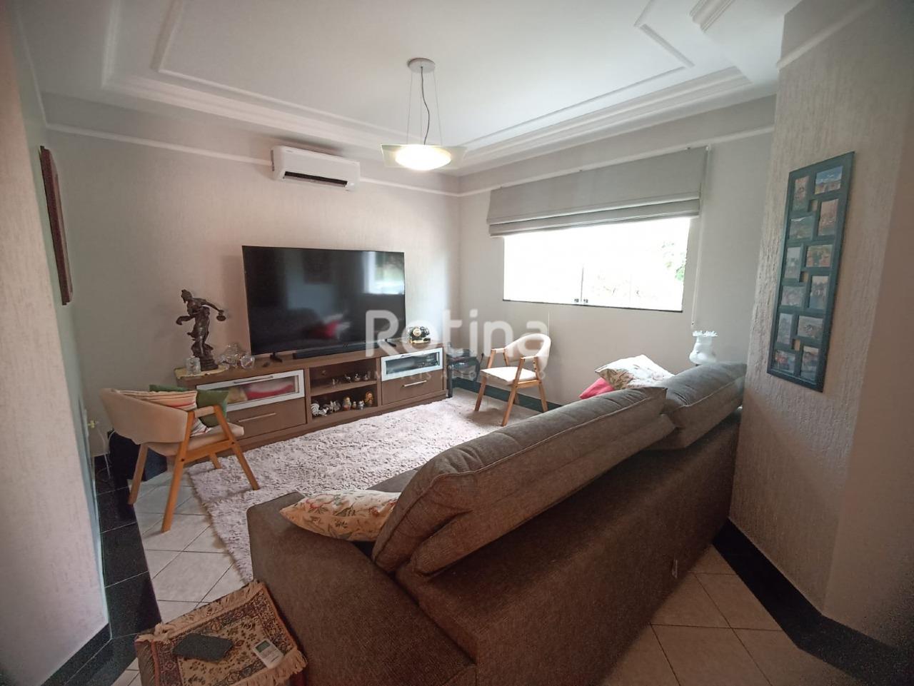 Casa Condomínio Fechado à venda, 4 quartos em Uberlândia no bairro Cond. Royal Park Residence no valor de R$ 1.490.000,00 - Rotina Imobiliária: 