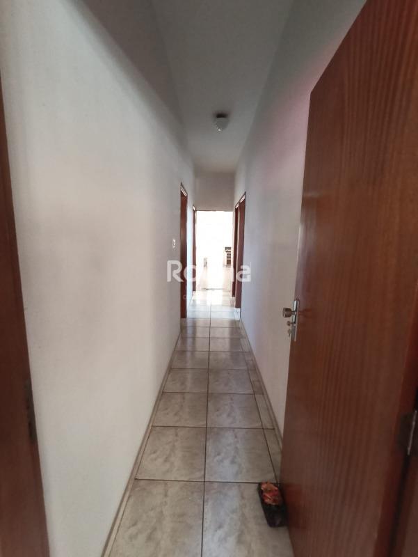 Casa à venda, 4 quartos em Uberlândia no bairro Nossa Senhora Aparecida no valor de R$ 495.000,00 - Rotina Imobiliária: 