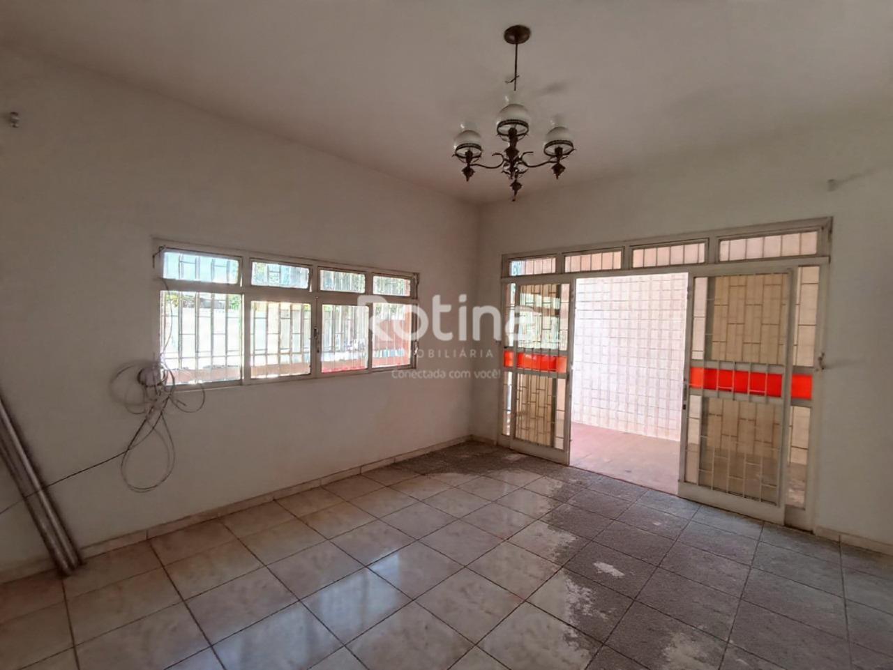 Casa à venda, 4 quartos em Uberlândia no bairro Nossa Senhora Aparecida no valor de R$ 495.000,00 - Rotina Imobiliária: 