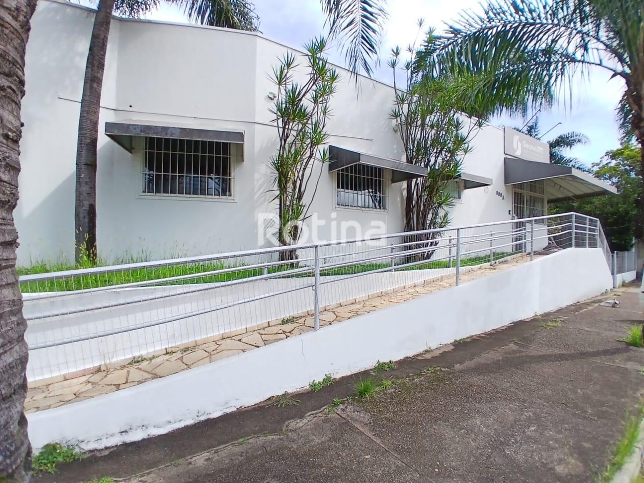 Casa Comercial à venda, em Uberlândia no bairro Santa Mônica no valor de R$ 1.600.000,00 - Rotina Imobiliária: 