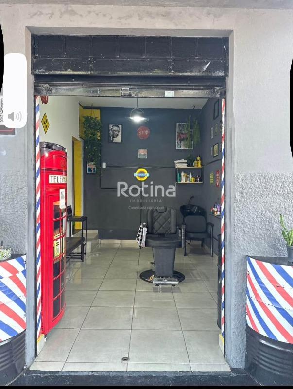 Comercial para alugar, em Uberlândia no bairro Martins no valor de R$ 1.400,00 - Rotina Imobiliária: 