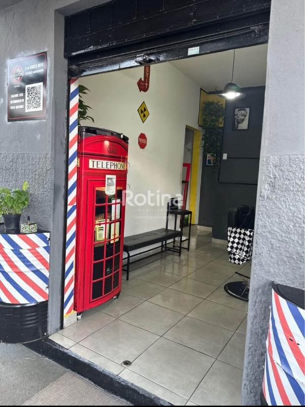 Comercial para alugar, em Uberlândia no bairro Martins no valor de R$ 1.400,00 - Rotina Imobiliária: 