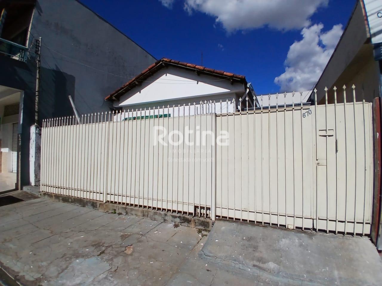 Casa para alugar, 3 quartos em Uberlândia no bairro Nossa Senhora Aparecida no valor de R$ 1.650,00 - Rotina Imobiliária: 